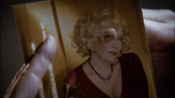 Ellen Tigh brûlée au cigare - version Madame Eick.png